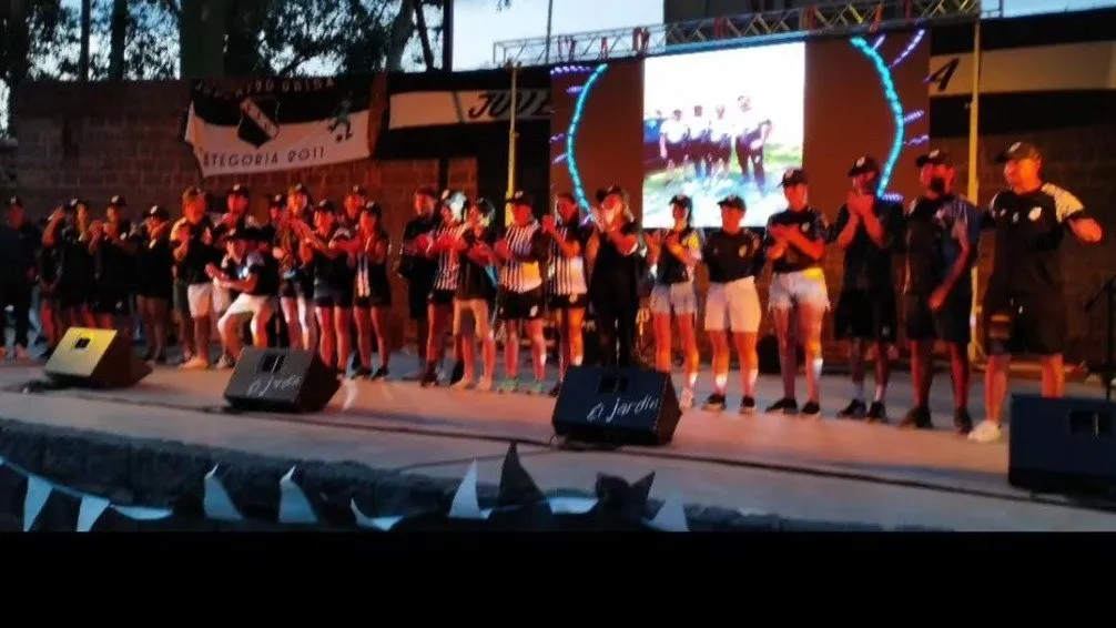 Juventud Unida cerró el año distinguiendo a sus deportistas